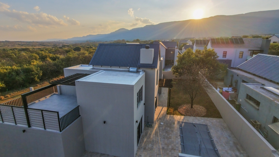 5 Bedroom Property for Sale in Leloko Lifestyle Estate North West